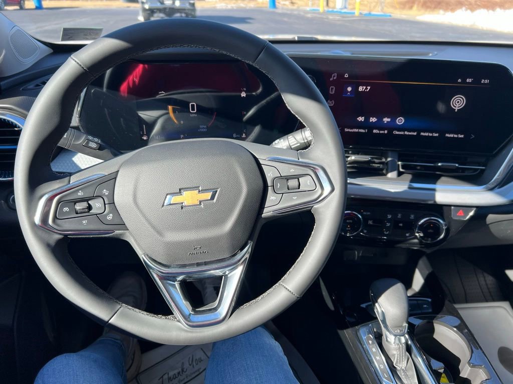 New 2026 Chevrolet Trax LT w/ Sunroof Package image 10