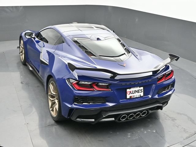 Used 2025 Chevrolet Corvette Z06 w/ Z07 Performance Package RWD image 34