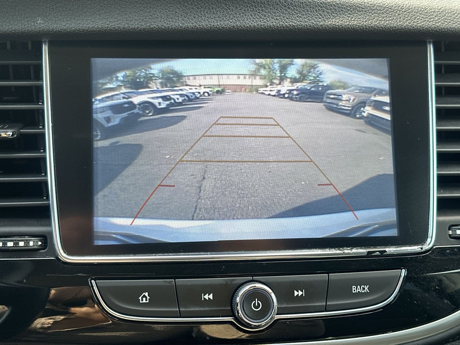 Used 2021 Buick Encore Preferred w/ Safety Package FWD image 19