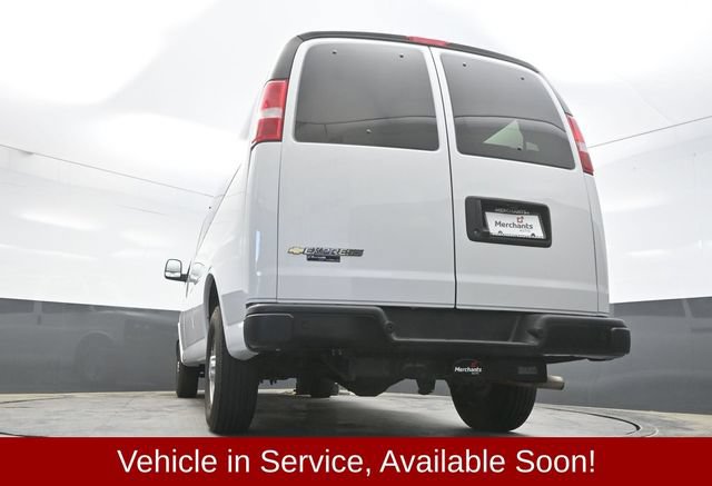 Used 2024 Chevrolet Express 3500 LS RWD image 36