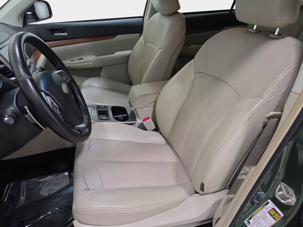 Used 2014 Subaru Outback 2.5i Limited AWD/4WD image 13