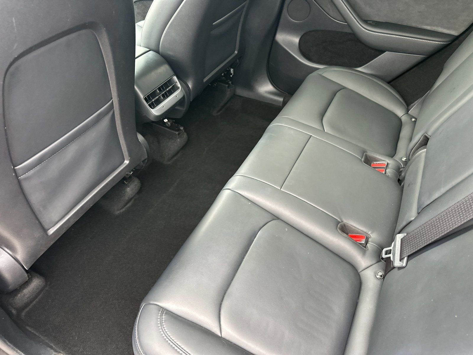 Used 2023 Tesla Model Y Long Range image 12