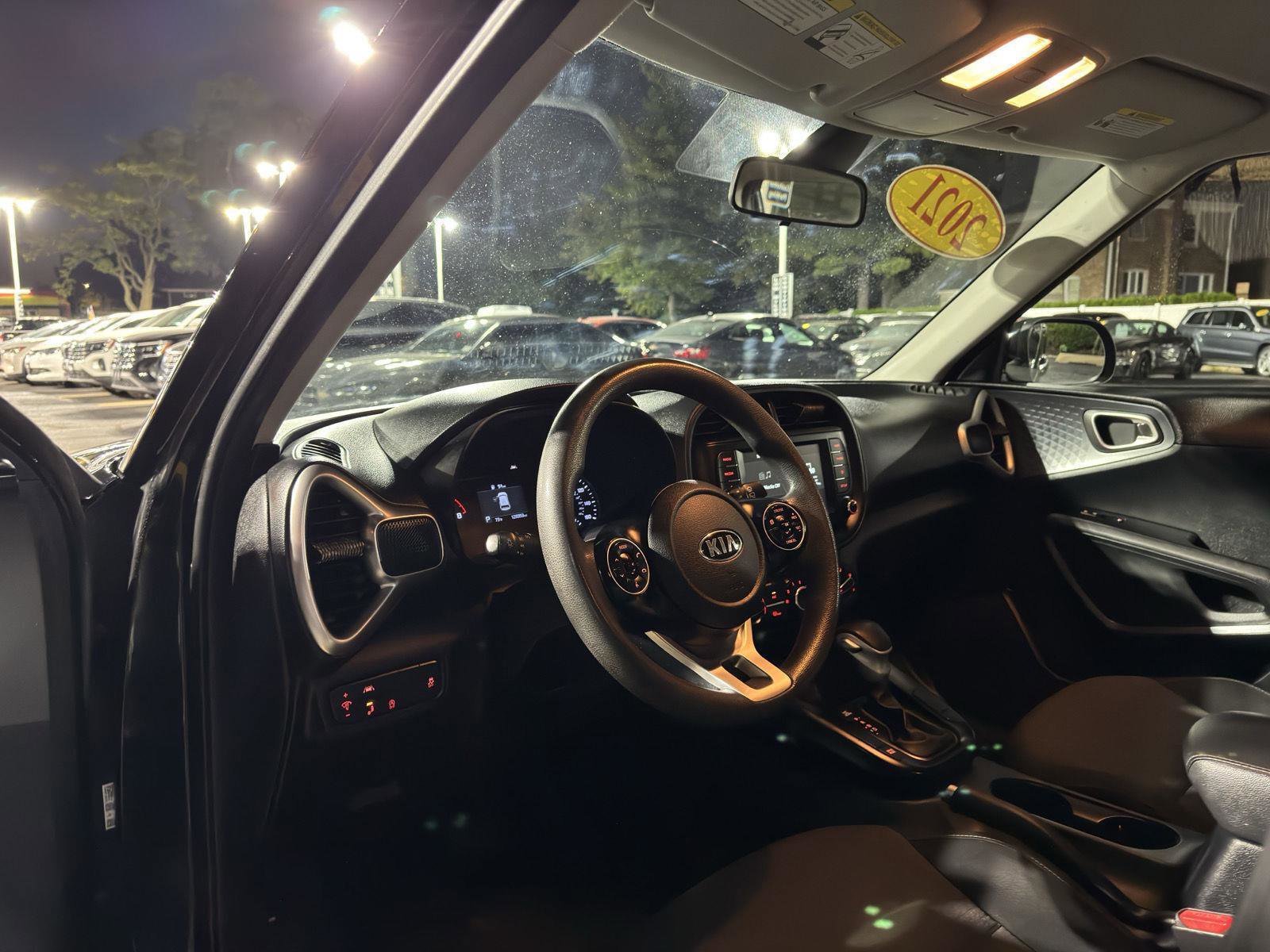 Used 2021 Kia Soul S FWD image 23