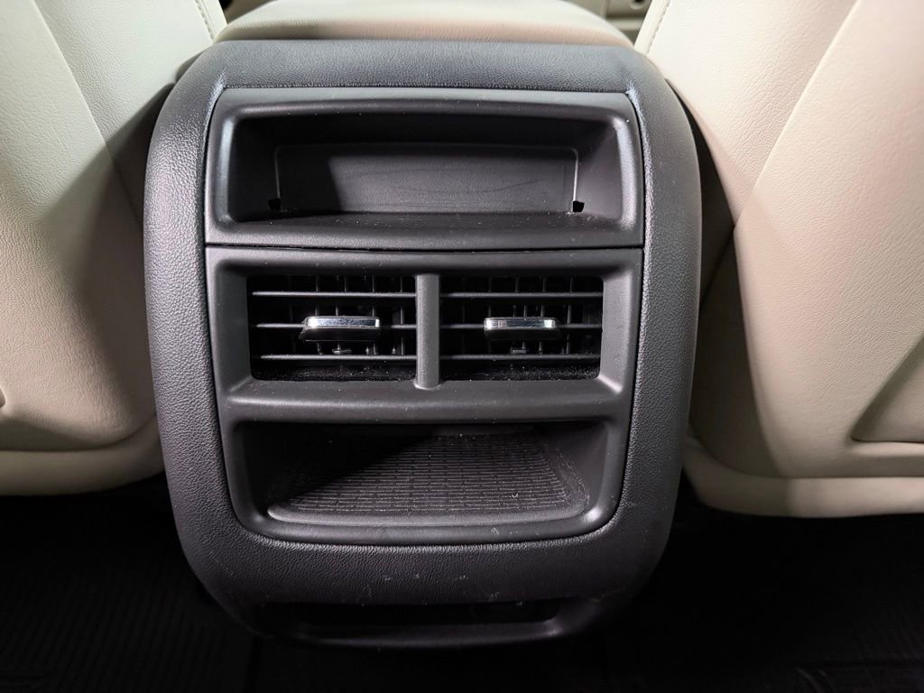 Used 2018 Cadillac XT5 Luxury w/ Driver Awareness Package image 25