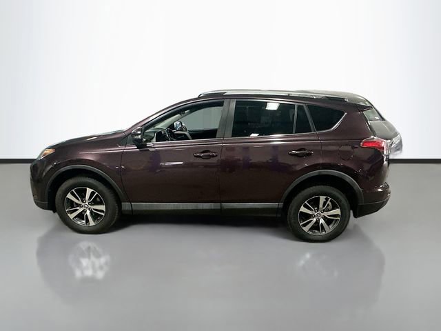 Used 2018 Toyota RAV4 XLE image 9