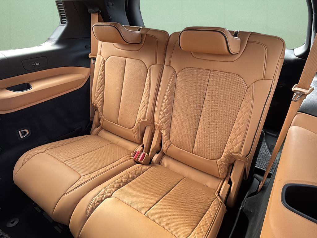 Used 2024 Jeep Grand Cherokee L Summit image 22