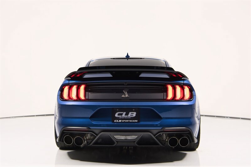 Used 2021 Ford Mustang Shelby GT500 w/ Technology Package RWD image 11