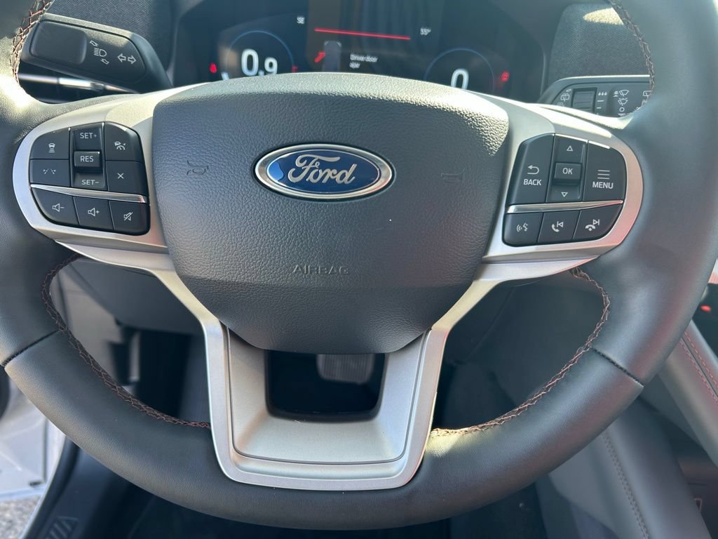 New 2026 Ford Explorer Active w/ Active Comfort Package AWD/4WD image 18