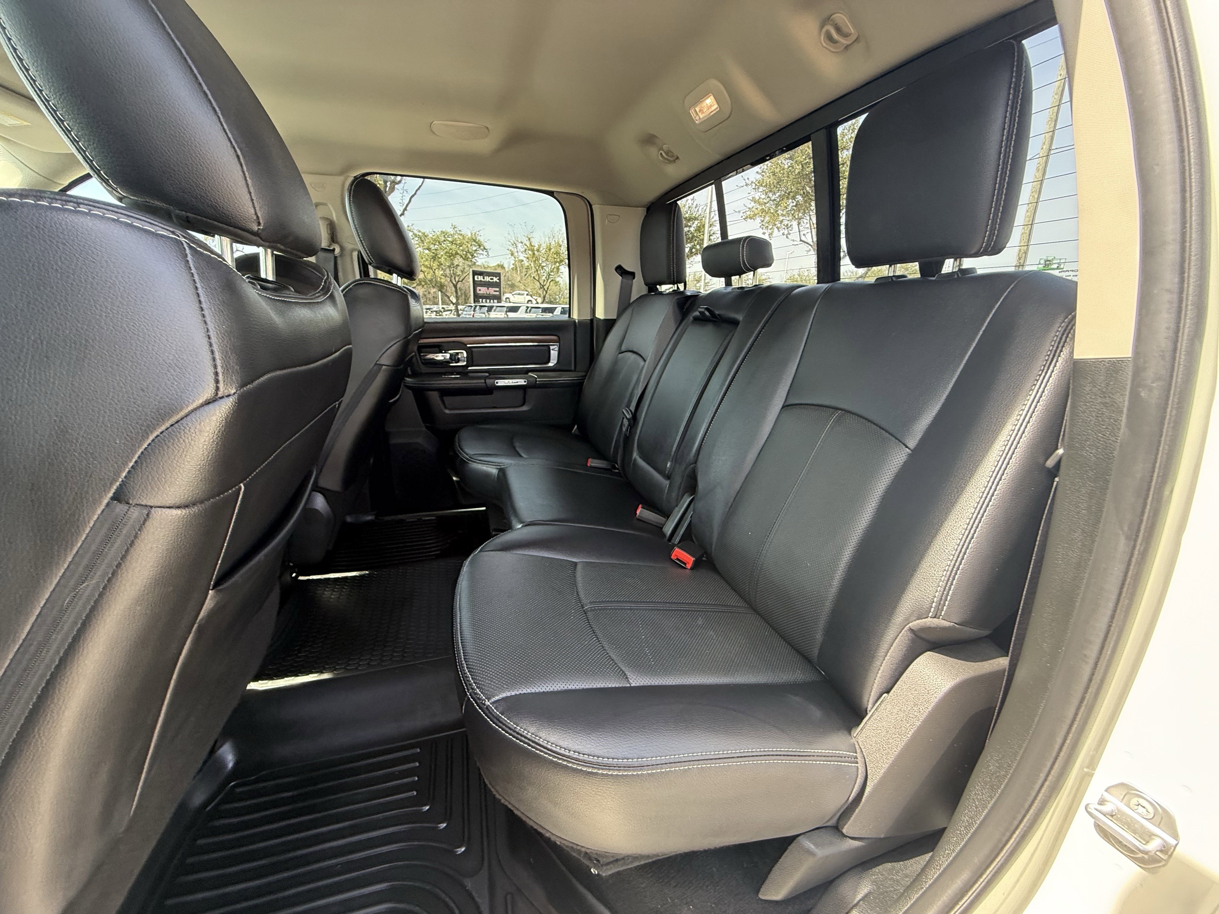 Used 2018 RAM 2500 Laramie image 28