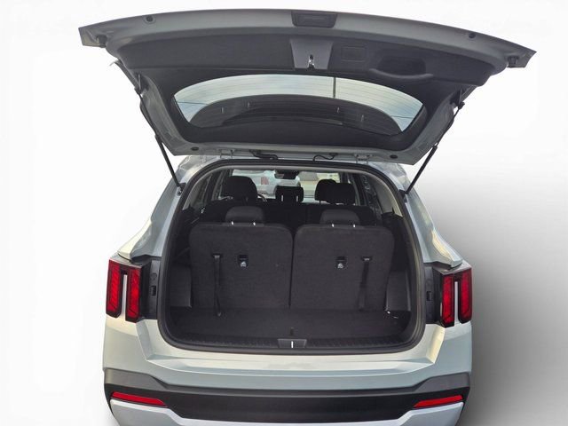 New 2026 Kia Sorento LX image 10