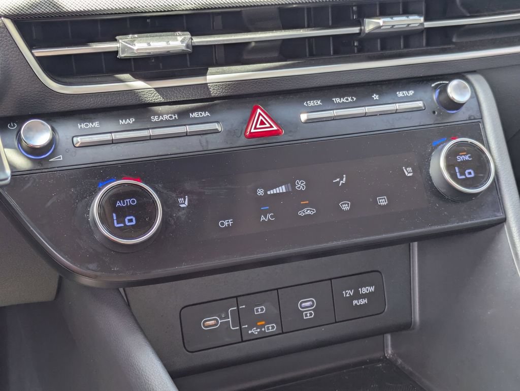Used 2025 Hyundai Sonata SEL FWD image 22