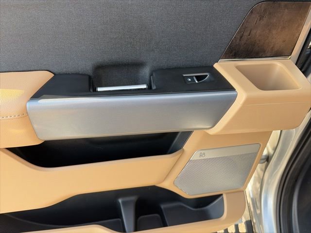 Used 2024 Ford F350 Lariat w/ Tremor Off-Road Package image 18