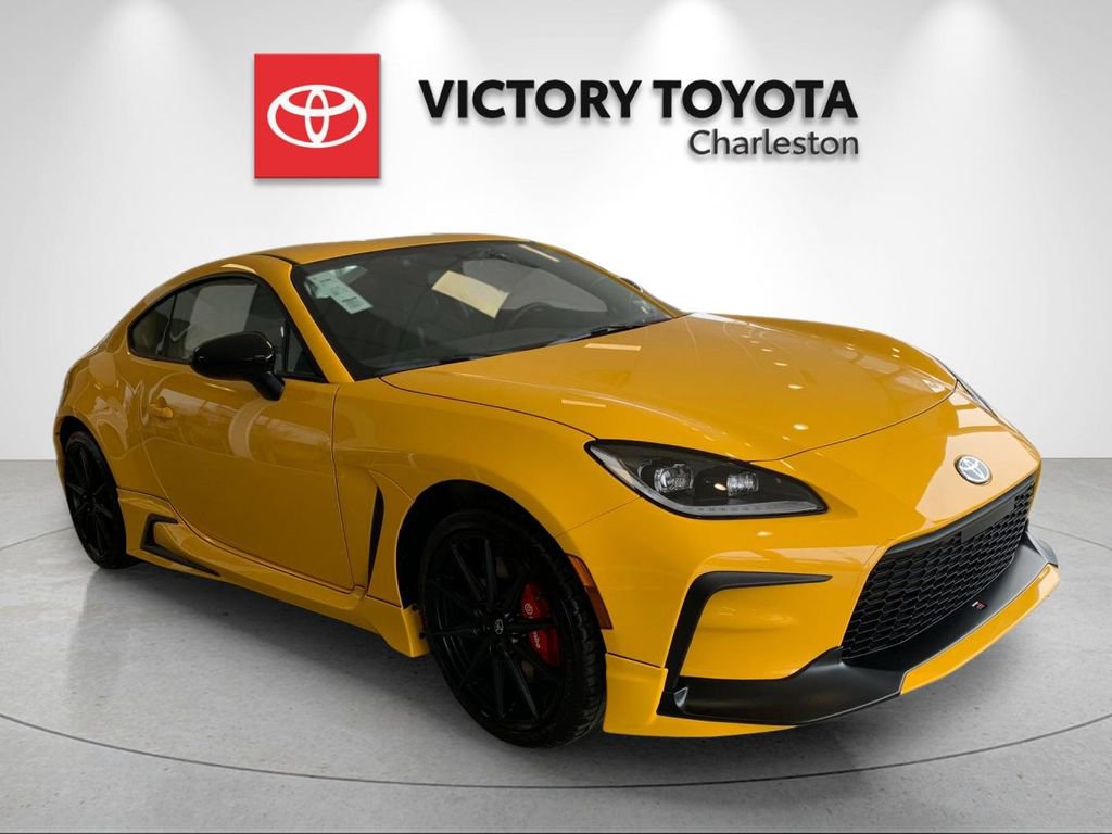 New 2026 Toyota GR86 YUZU Limited image 5