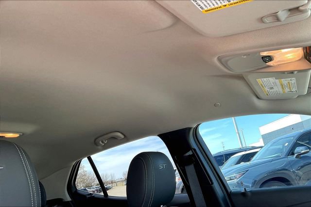 Used 2024 Buick Encore GX Sport Touring image 20