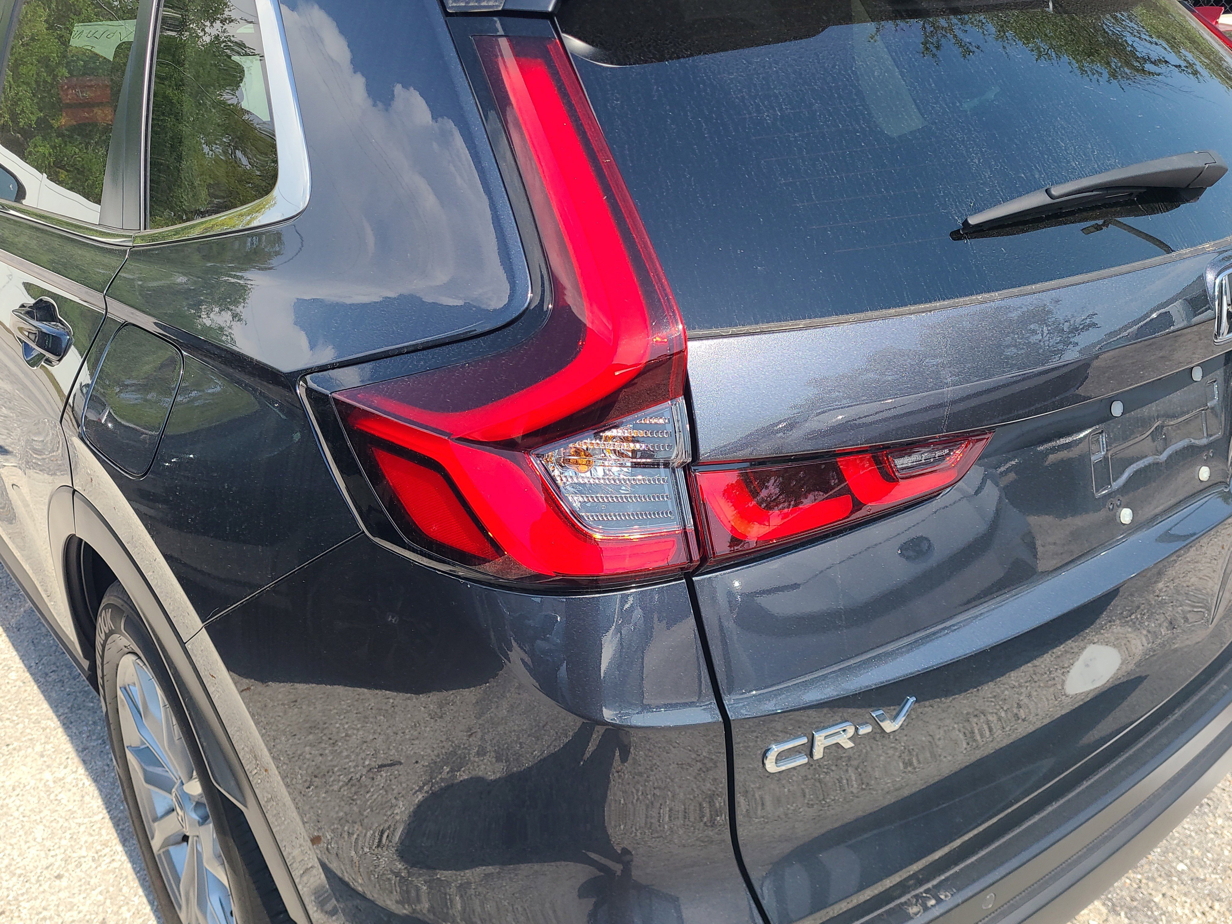 Used 2024 Honda CR-V EX-L image 6