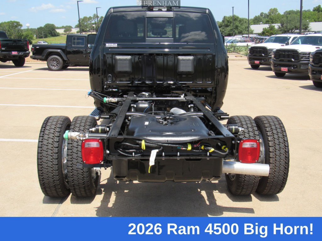 New 2026 RAM 4500 4x4 Crew Cab DRW w/ Laramie Trim Package image 4