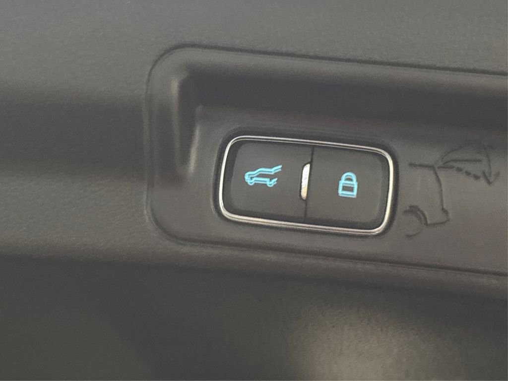 Used 2022 Ford Explorer Limited w/ Equipment Group 301A image 14