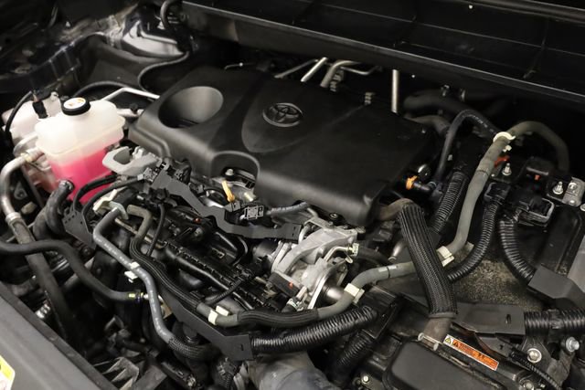 Used 2021 Toyota Highlander XLE image 11