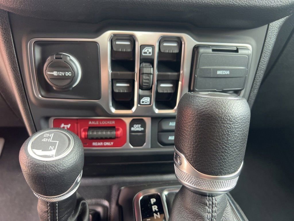 New 2025 Jeep Wrangler Willys image 30