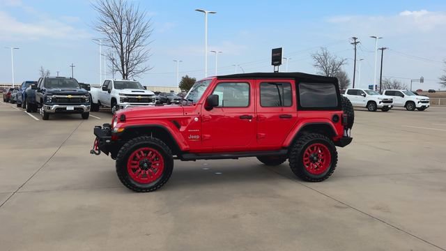 Used 2018 Jeep Wrangler Unlimited Sahara w/ Cold Weather Group image 8