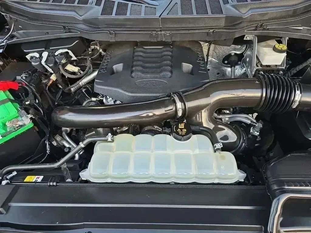 Used 2022 Ford F150 Lariat w/ Equipment Group 502A High image 16