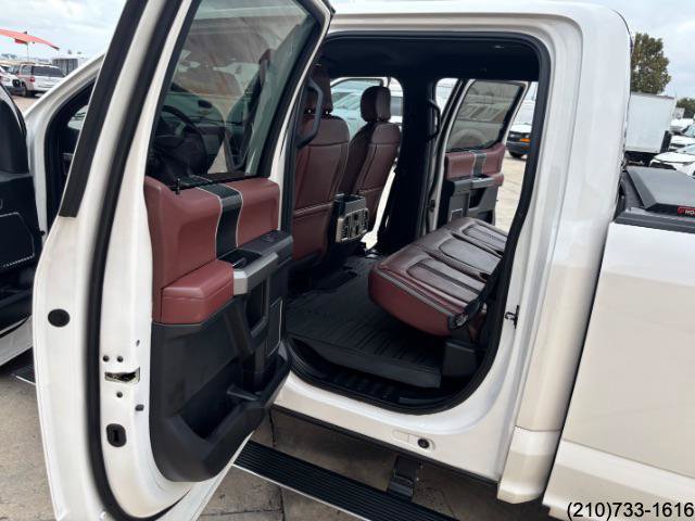 Used 2018 Ford F150 Platinum w/ Equipment Group 701A Luxury AWD/4WD image 25