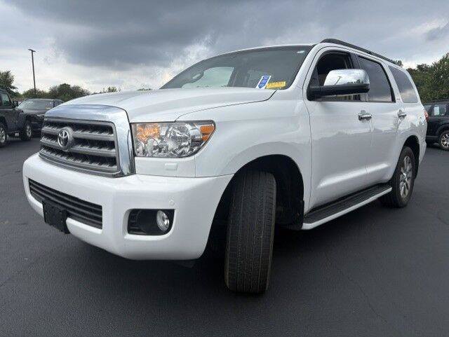 Used 2015 Toyota Sequoia Limited AWD/4WD image 7