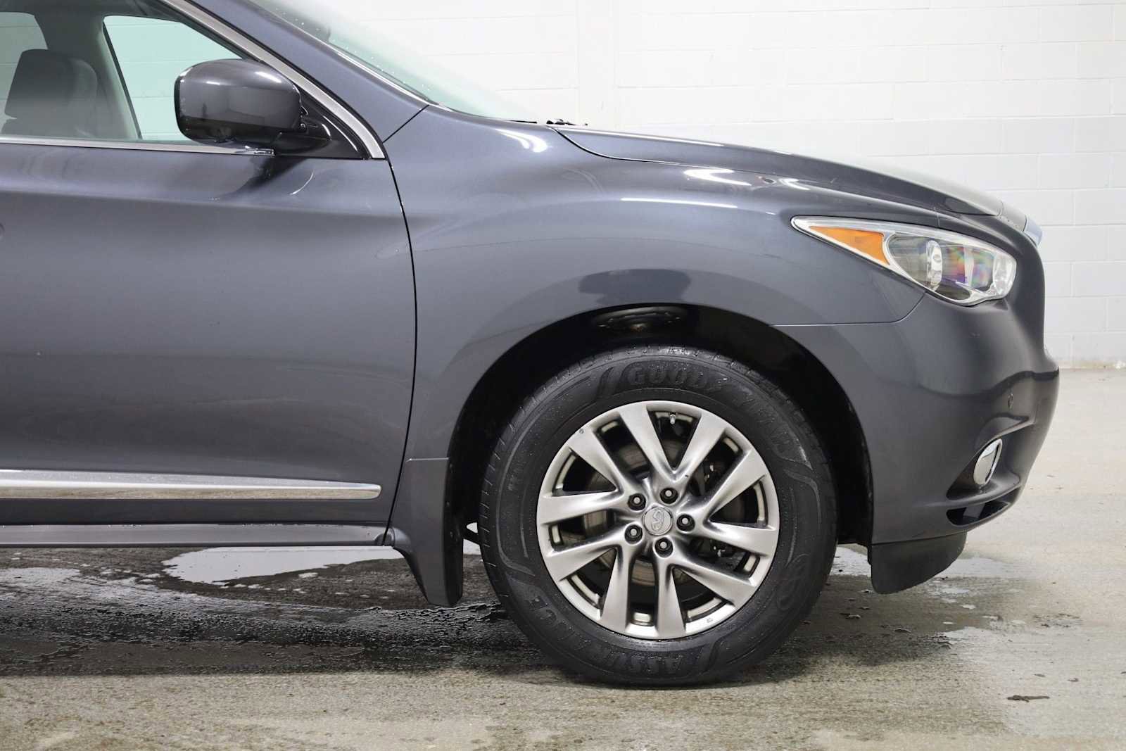 Used 2013 INFINITI JX35 AWD w/ Premium Pkg image 11