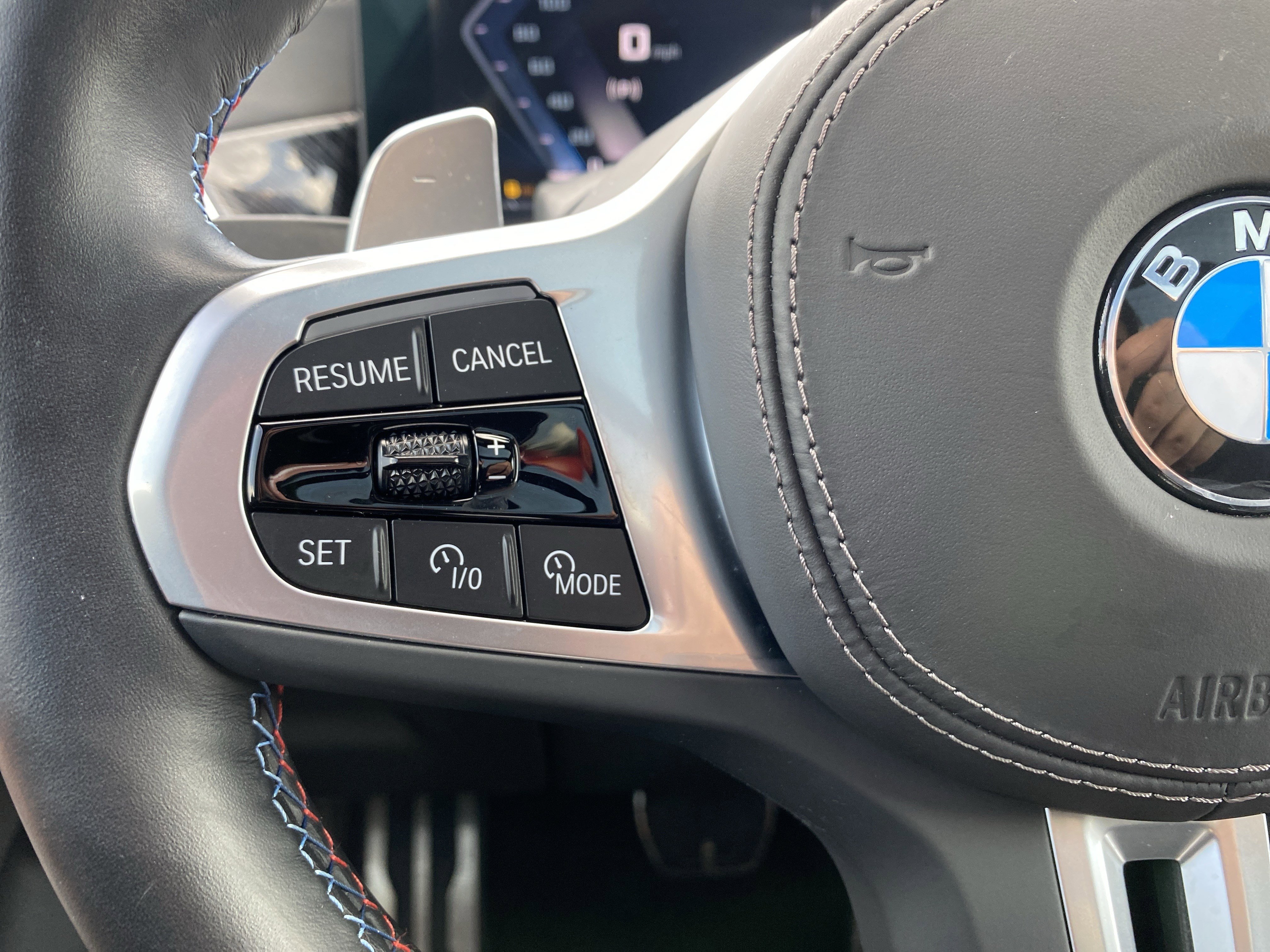 Used 2024 BMW X7 M60i w/ Executive Package image 34