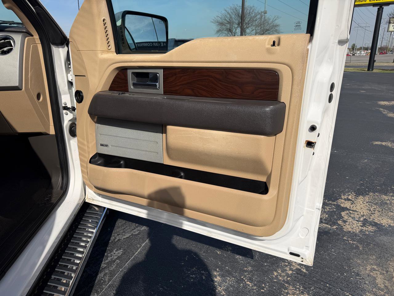 Used 2012 Ford F150 Lariat w/ Lariat Plus Pkg image 17