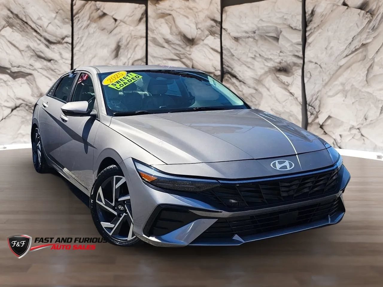 Used 2025 Hyundai Elantra Limited