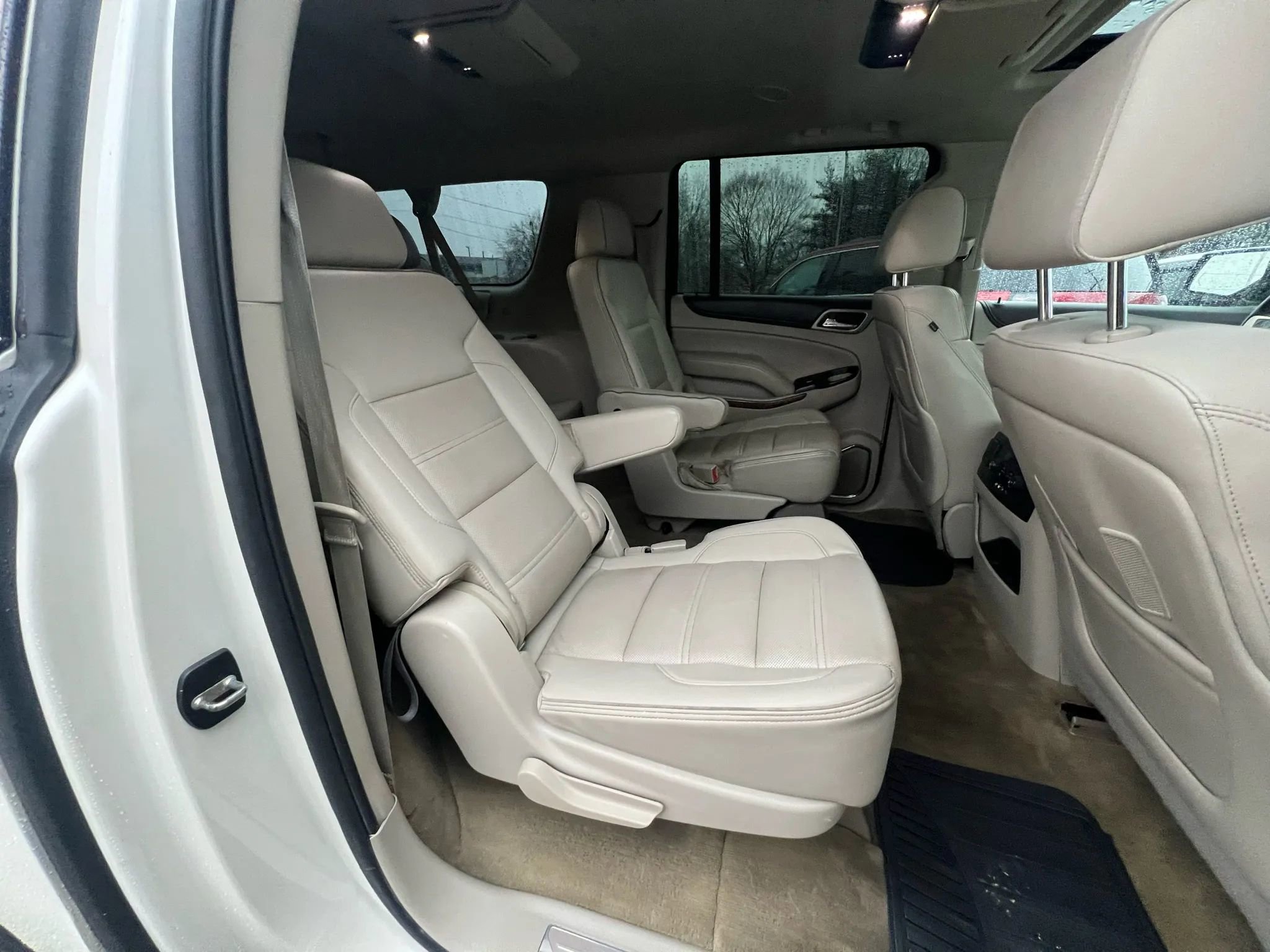 Used 2015 GMC Yukon XL Denali w/ Touring Package image 15