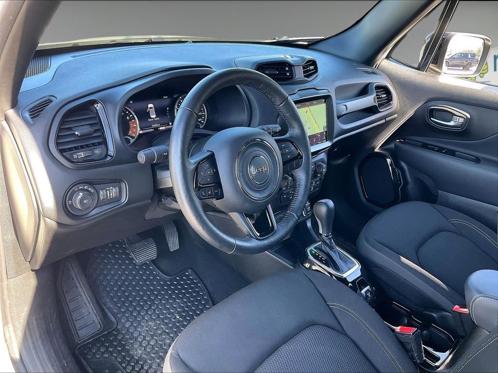 Used 2022 Jeep Renegade Altitude w/ Convenience Group AWD/4WD image 8