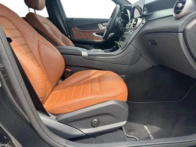Used 2022 Mercedes-Benz GLC 300 4MATIC image 13