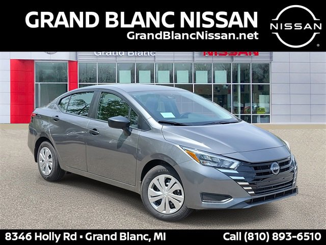 New 2025 Nissan Versa S w/ Trunk Package