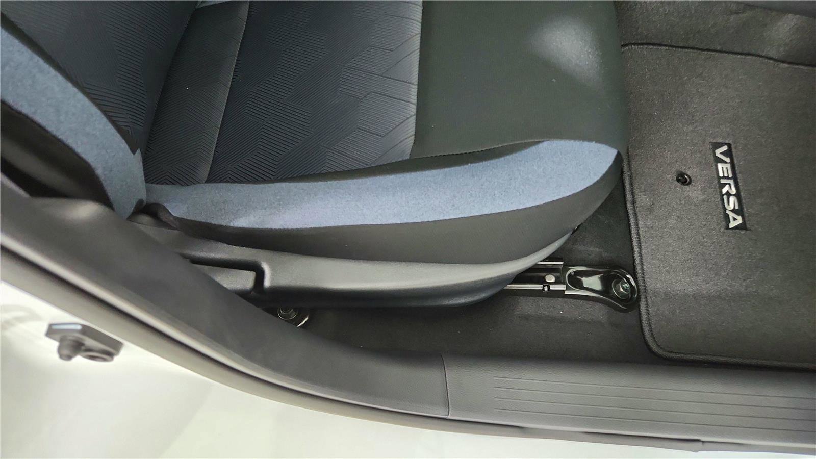 New 2025 Nissan Versa SV w/ Trunk Package image 25