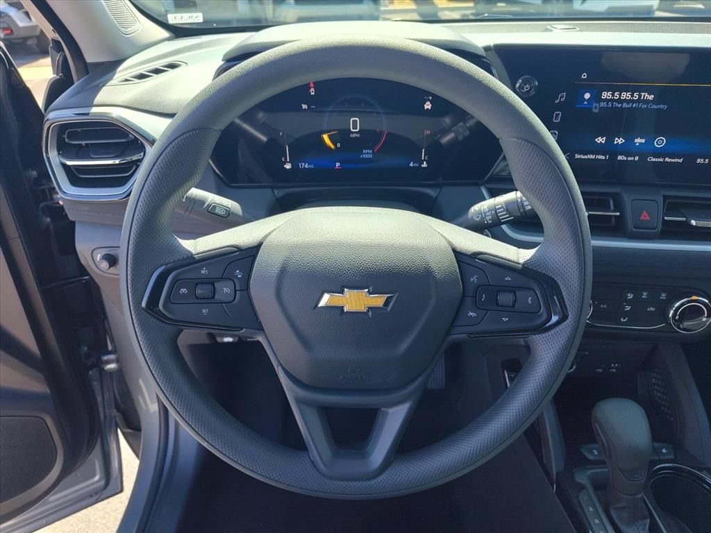 New 2026 Chevrolet TrailBlazer LS FWD image 10