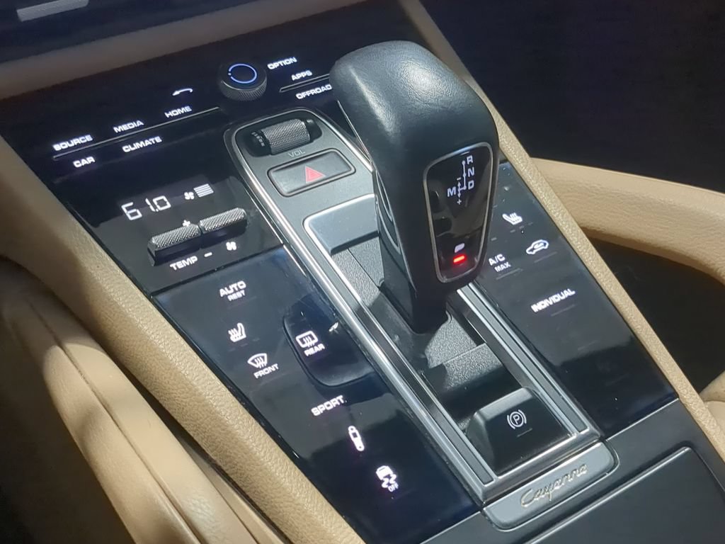 Used 2019 Porsche Cayenne S AWD/4WD image 38