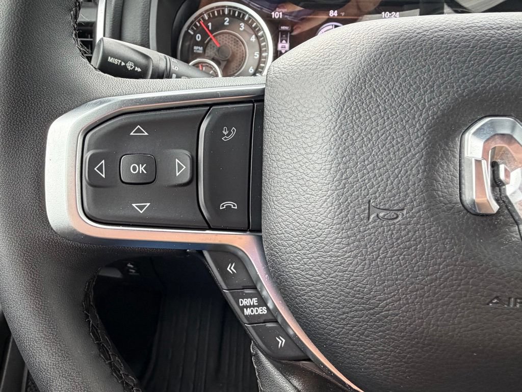 Used 2025 RAM 1500 Big Horn AWD/4WD image 33