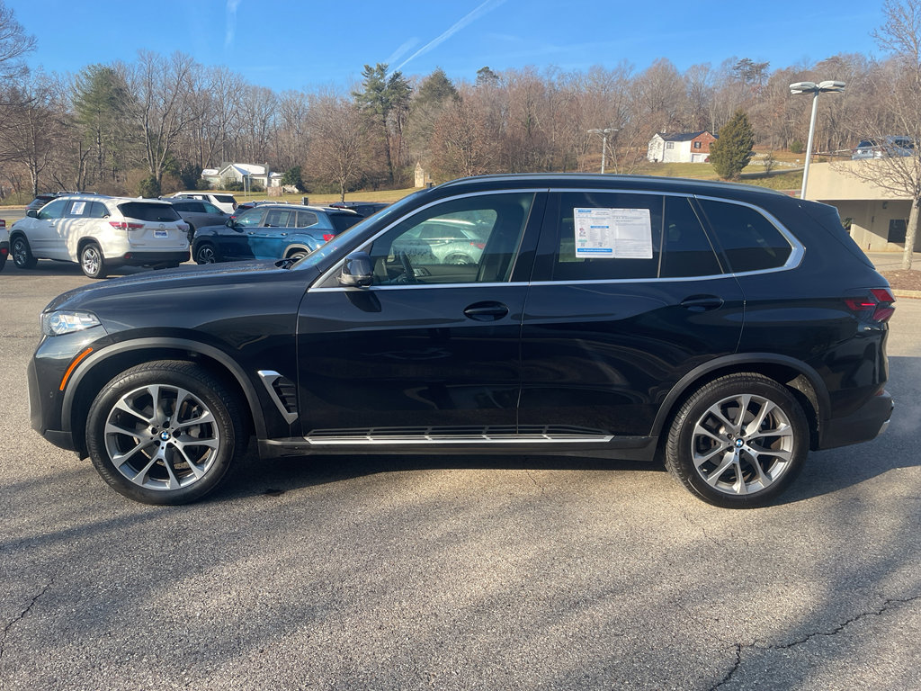 Used 2025 BMW X5 xDrive40i w/ Climate Comfort Package image 6
