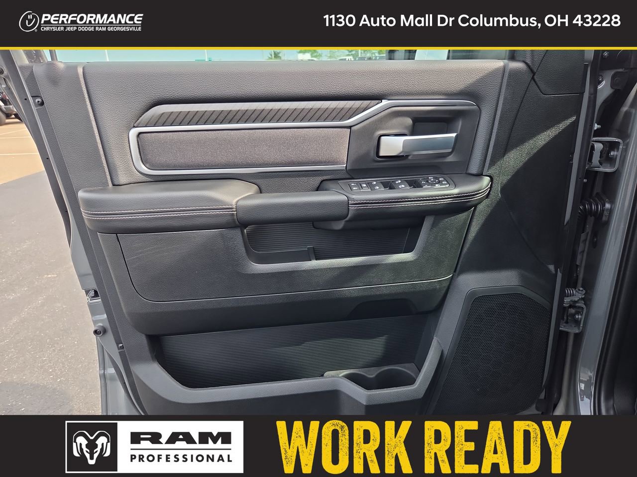 New 2026 RAM 2500 Big Horn AWD/4WD image 18