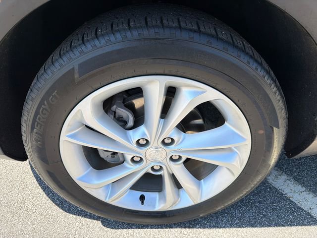 Used 2023 Buick Encore GX Preferred w/ Cold Weather Comfort Package image 11