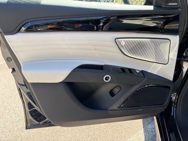 New 2026 Maserati Grecale Modena AWD/4WD image 17