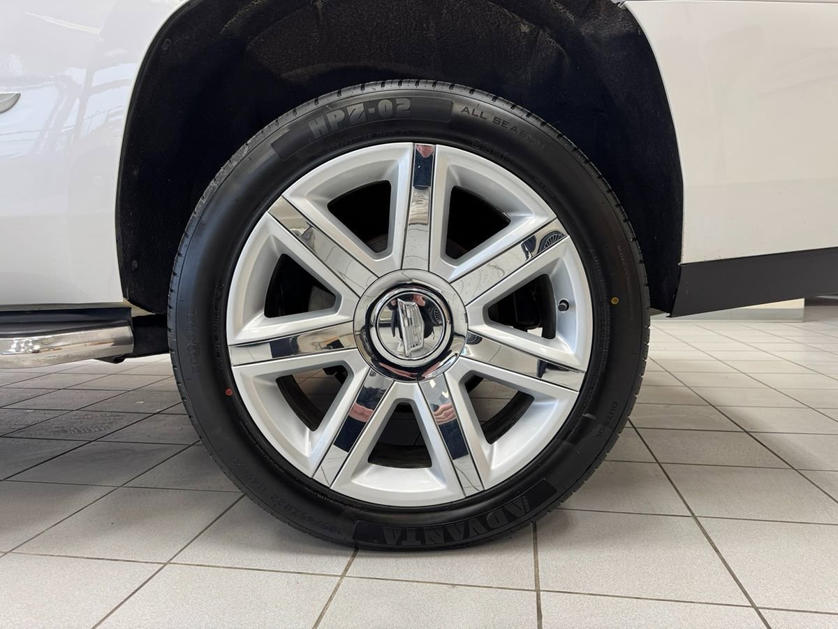 Used 2017 Cadillac Escalade Premium Luxury AWD/4WD image 68