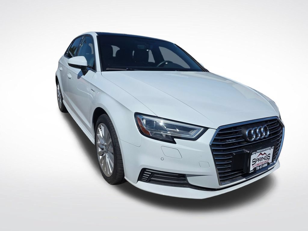 Used 2016 Audi A3 e-tron Premium w/ 17" Wheel Package FWD image 3