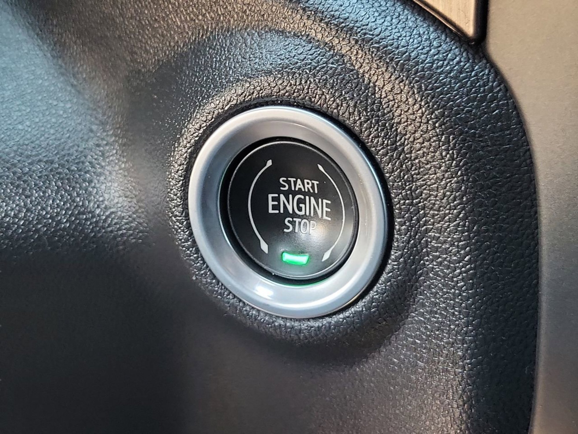 Used 2021 GMC Sierra 1500 AT4 w/ Technology Package image 31