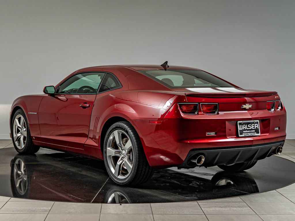 Used 2010 Chevrolet Camaro SS w/ RS Package RWD image 7