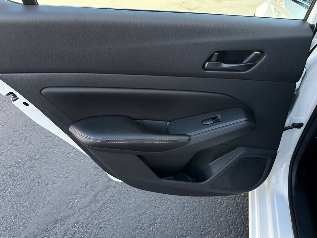 Used 2025 Nissan Altima 2.5 SV FWD image 31