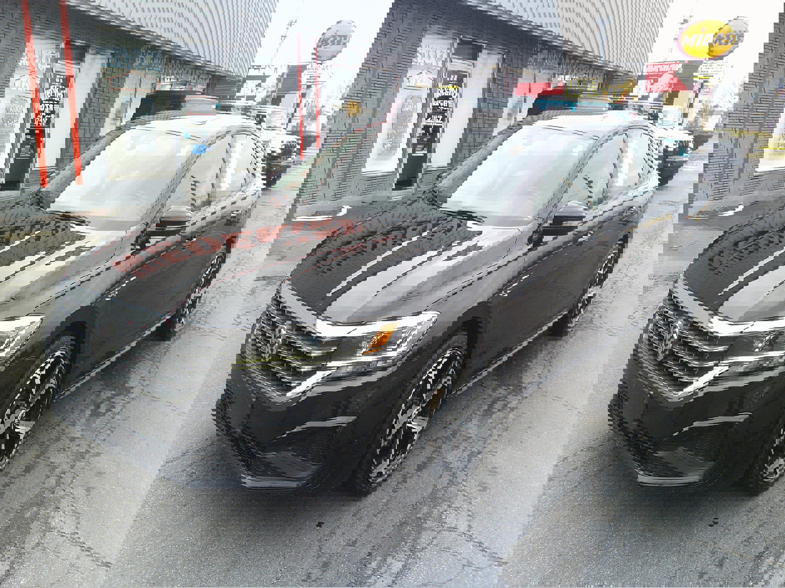 Used 2020 Volkswagen Passat 2.0T R-Line image 12