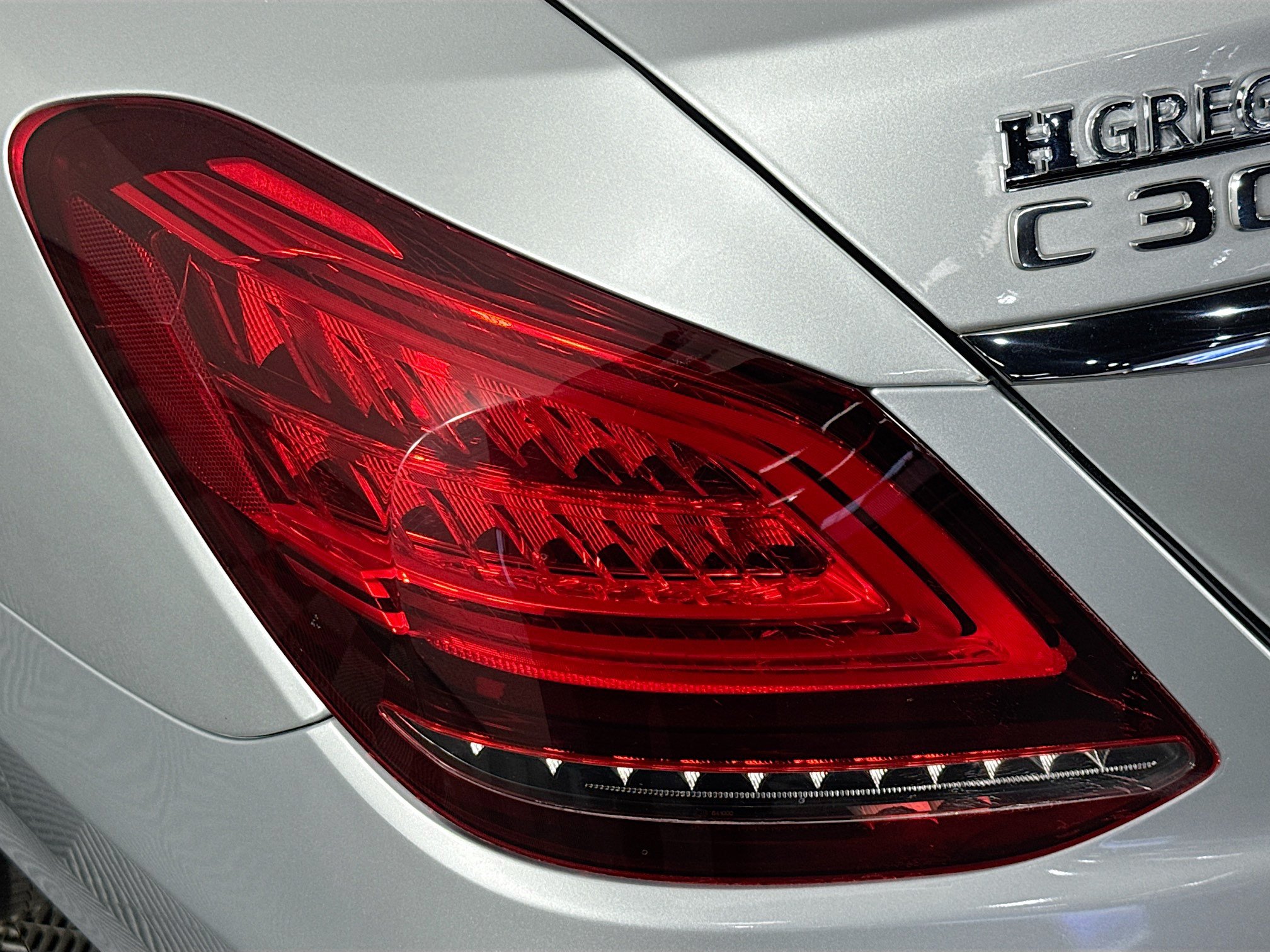 Used 2019 Mercedes-Benz C 300 Sedan w/ Premium Package image 33